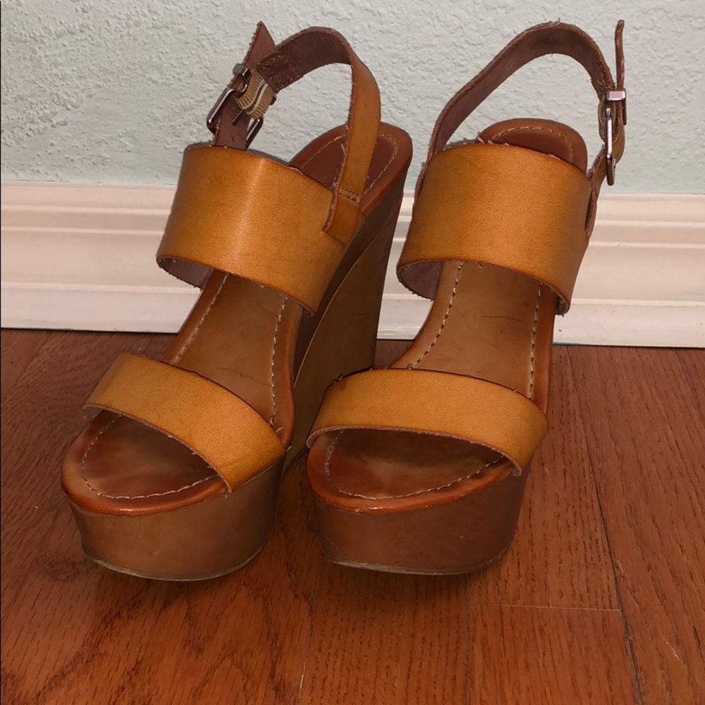 Express Wedges